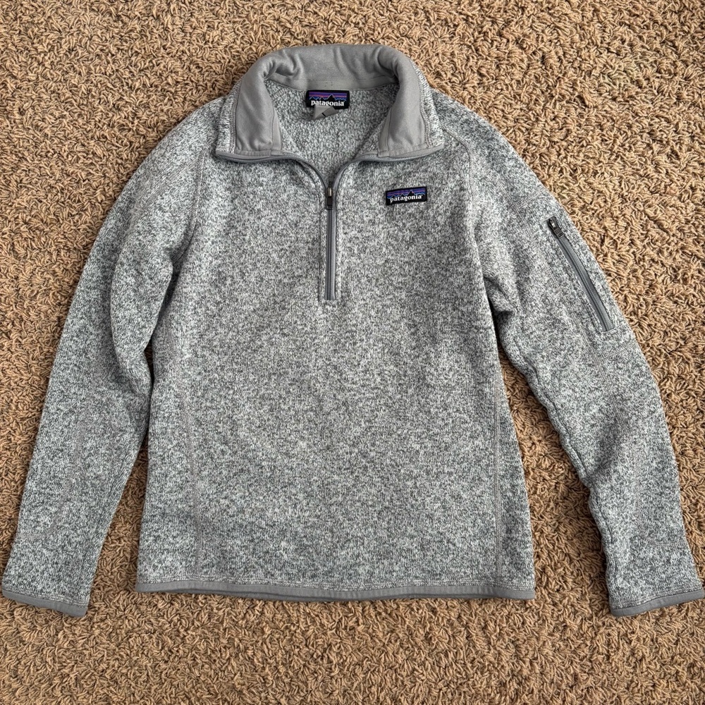 Patagonia Women’s Quarter Zip Fleece